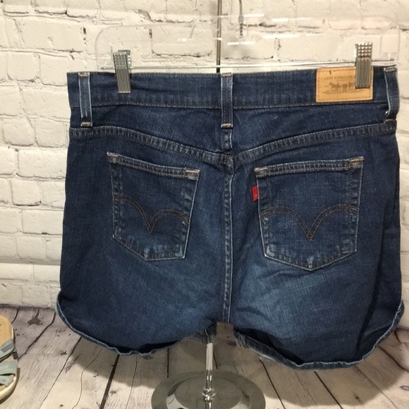Levi’s 515 denim jean shorts size 6 stretchy - Picture 2 of 4